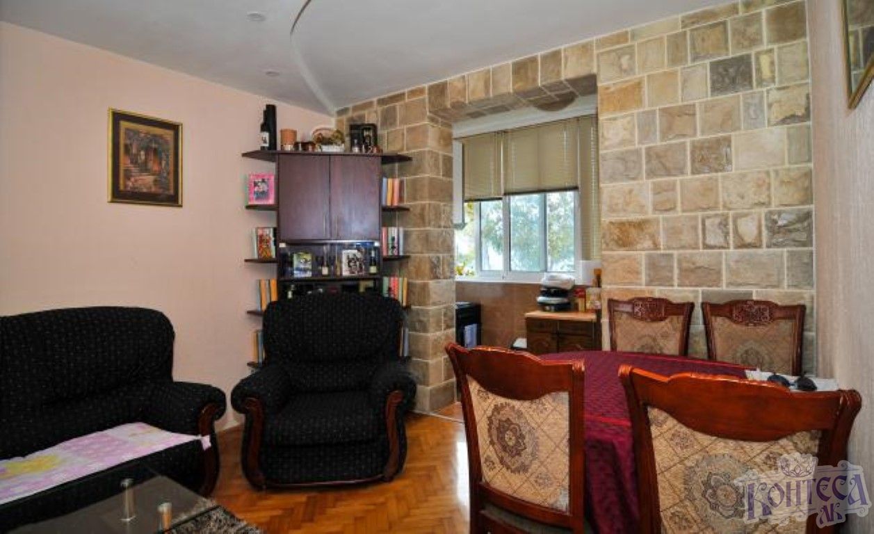 Two bedroom apartment in center of Tivat